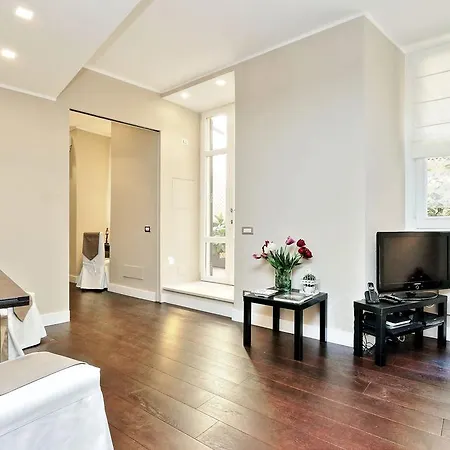 Casa Navona - My Extra